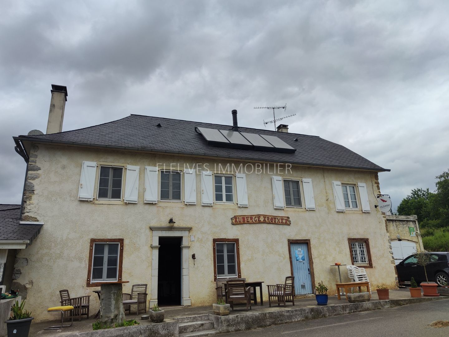 Maison à vendre  - 10 pièce(s) - 314m2 - Arrast-larrebieu (64130)