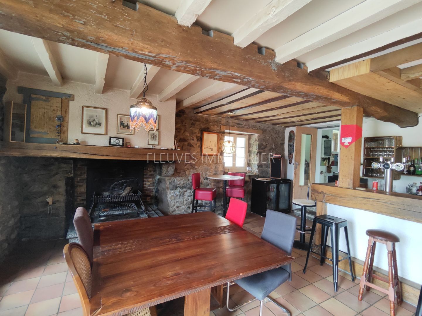 Maison à vendre  - 10 pièce(s) - 314m2 - Arrast-larrebieu (64130)