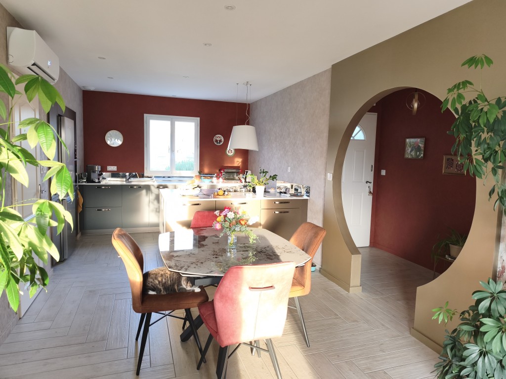 Maison à vendre  - 4 pièce(s) - 97m2 - Jarnac-champagne (17520)