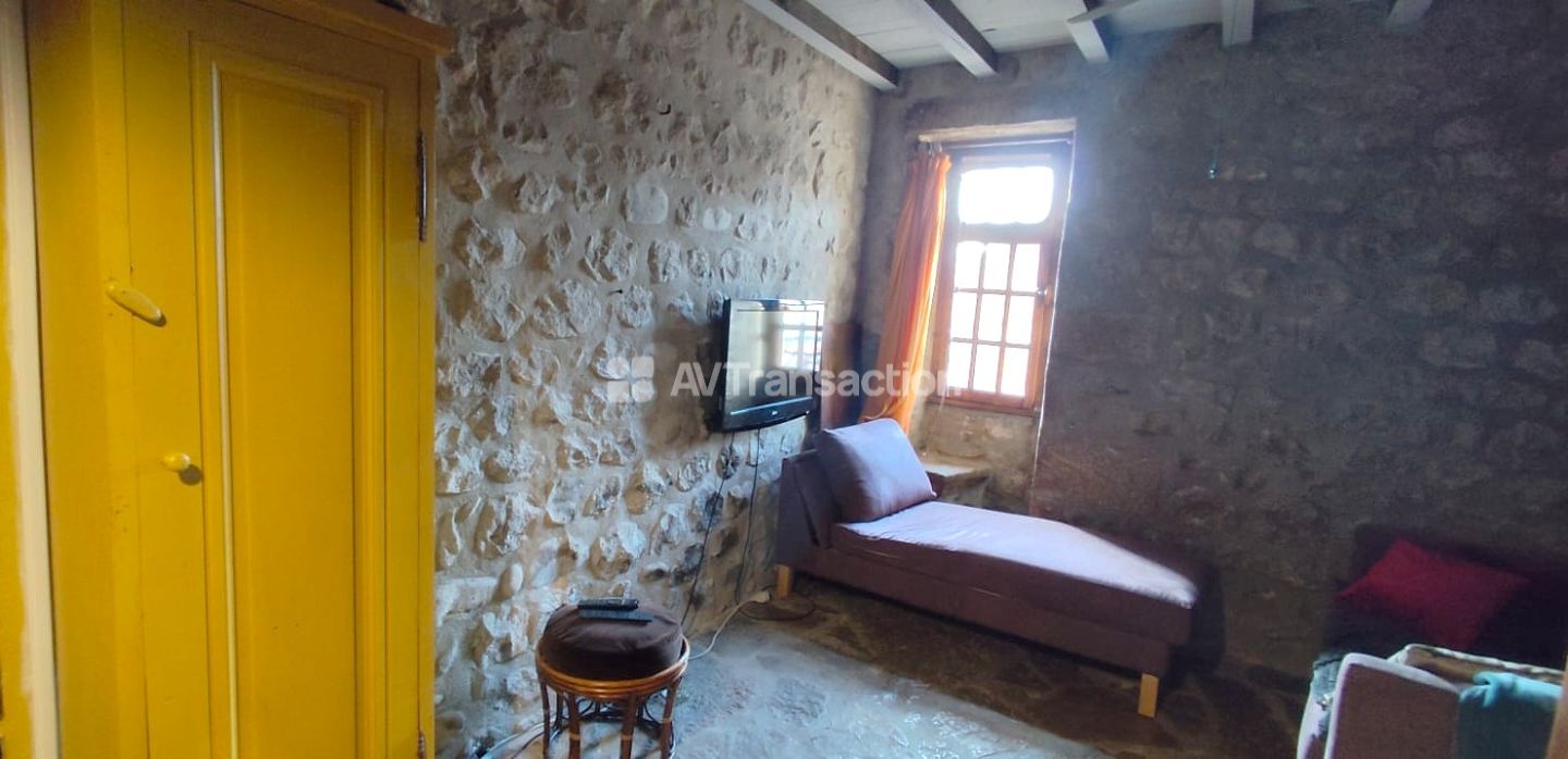 Maison à vendre  - 8 pièce(s) - 138m2 - Vogüé (07200)