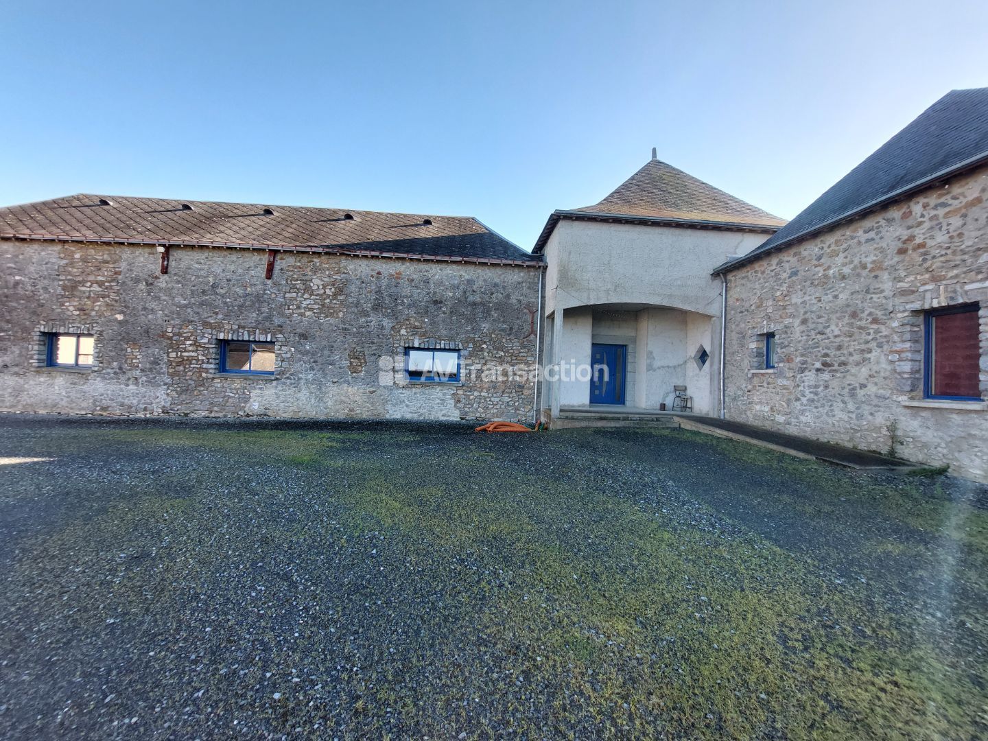 Maison à vendre  - 7 pièce(s) - 305m2 - Vaiges (53480)