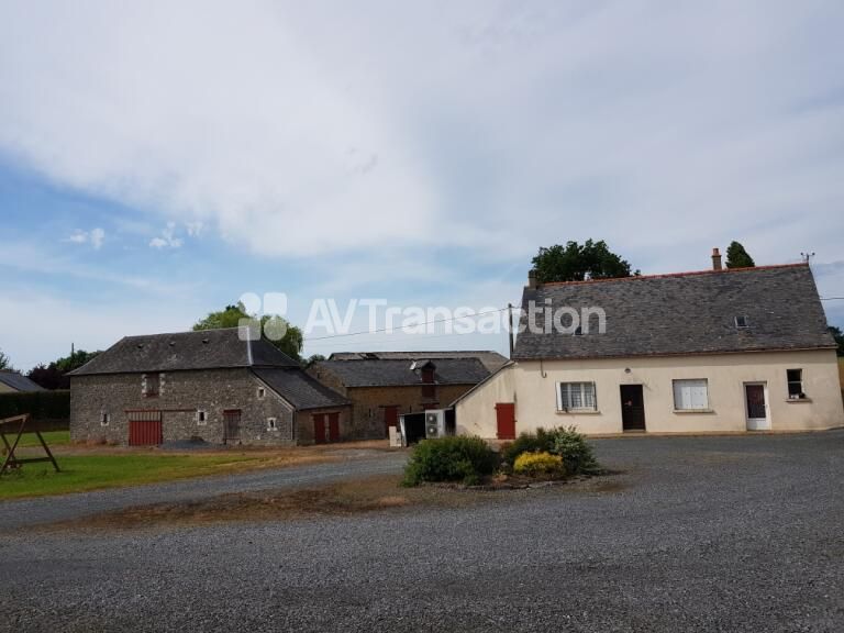 Maison à vendre  - 7 pièce(s) - 329m2 - Vaiges (53480)