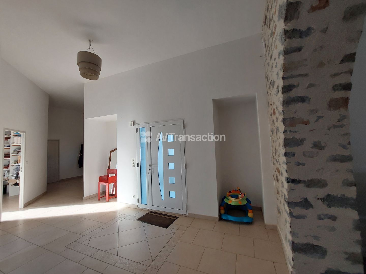 Maison à vendre  - 7 pièce(s) - 329m2 - Vaiges (53480)