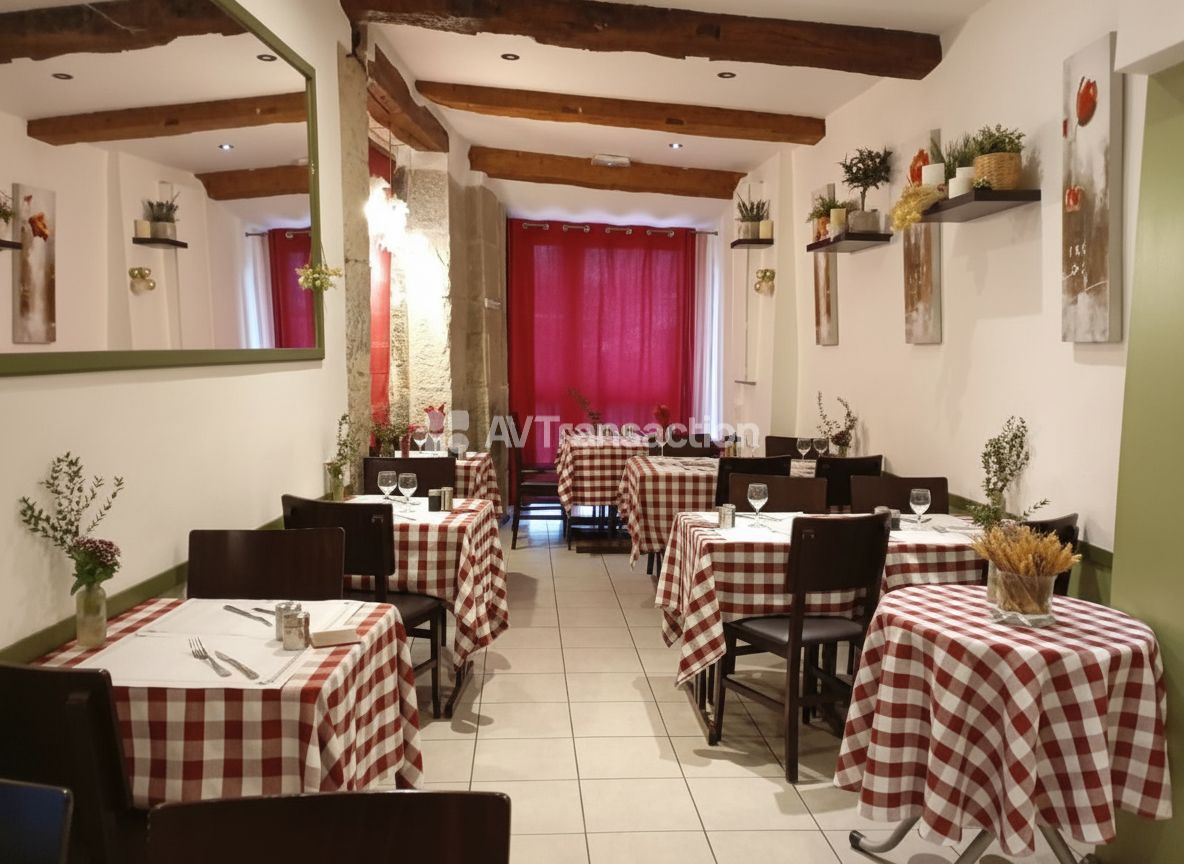 DRAGUIGNAN : Restaurant fond de commerce avec TERRASSE