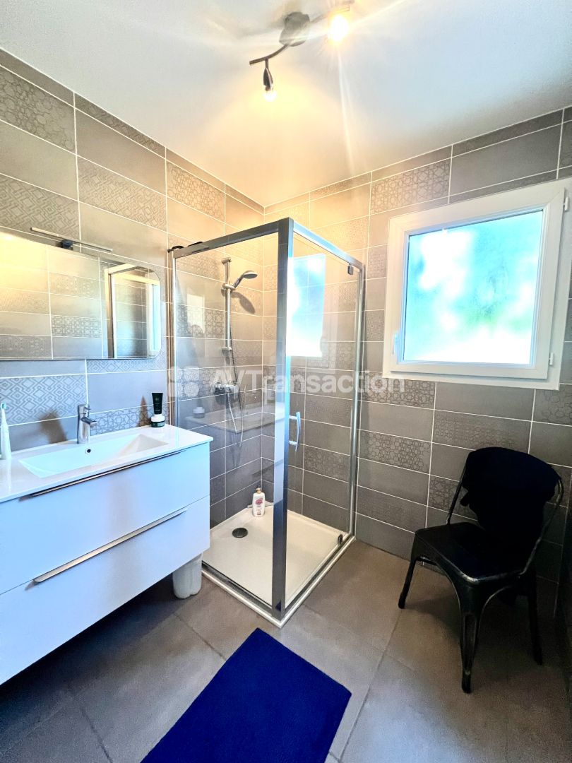 Maison à vendre  - 5 pièce(s) - 181.56m2 - Massignieu-de-rives (01300)