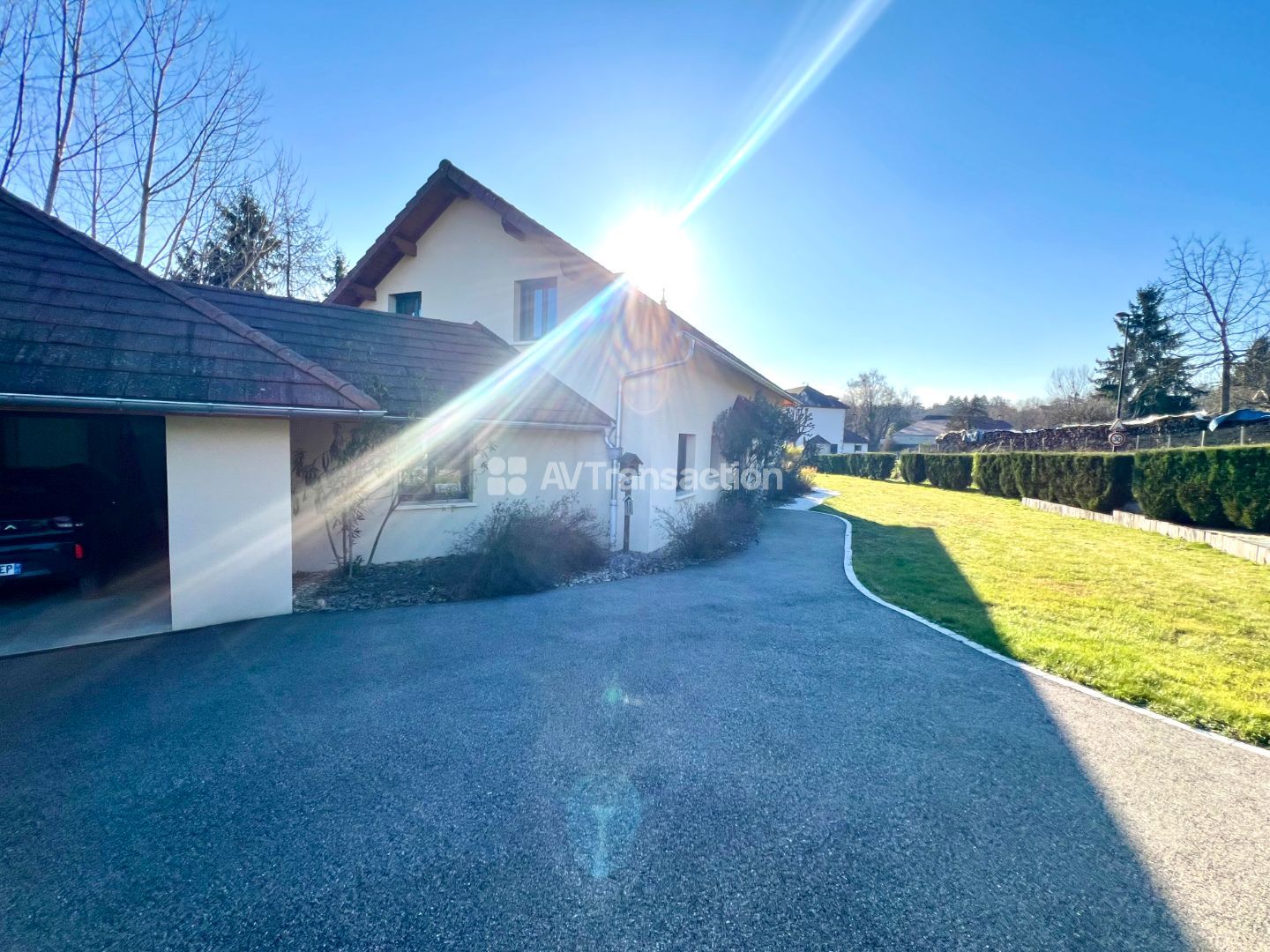 Maison à vendre  - 5 pièce(s) - 181.56m2 - Massignieu-de-rives (01300)