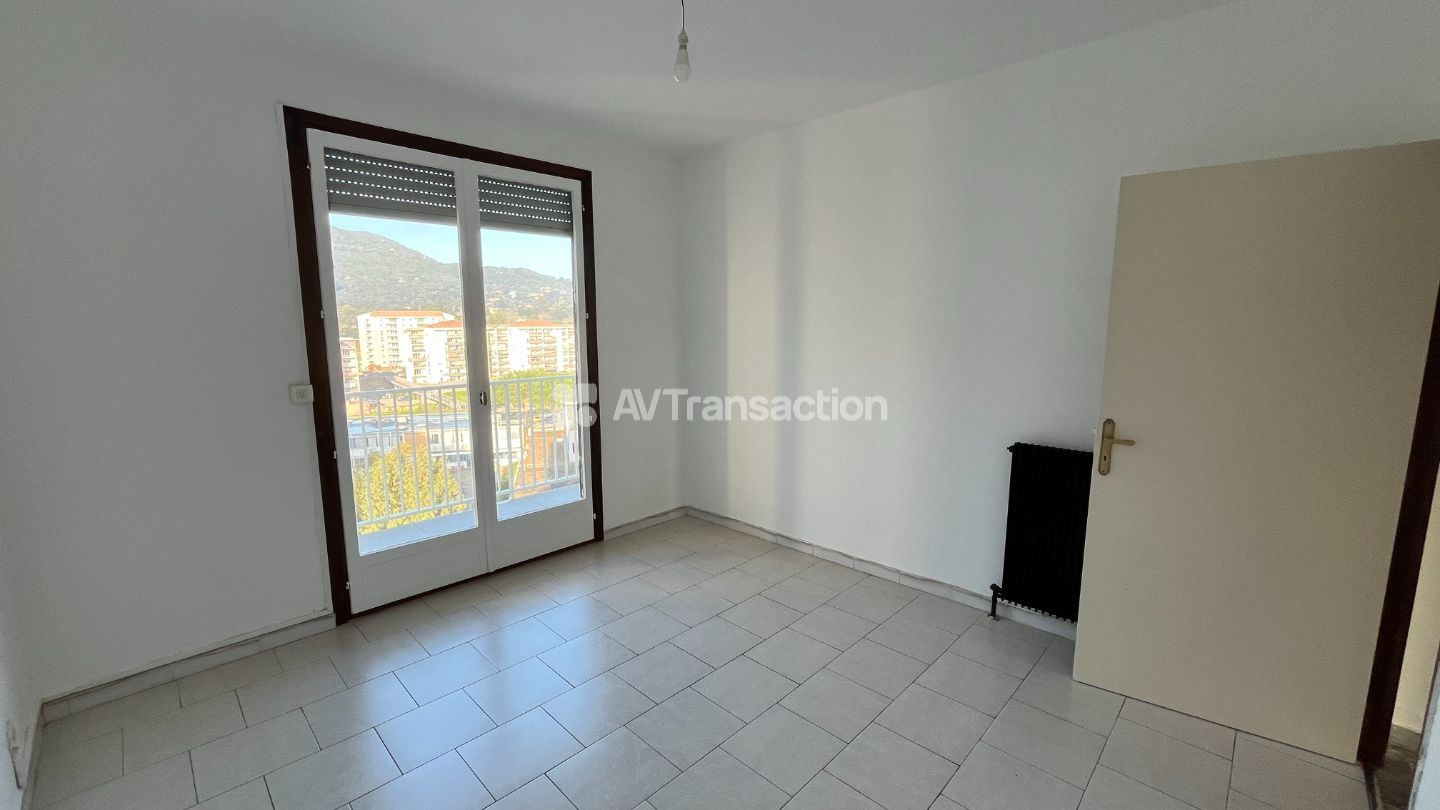 À Vendre appartement T3 vue dégagée
