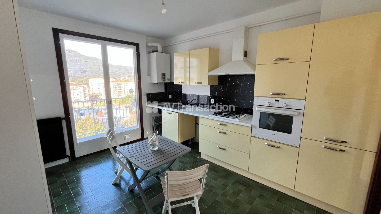 À Vendre appartement T3 vue dégagée