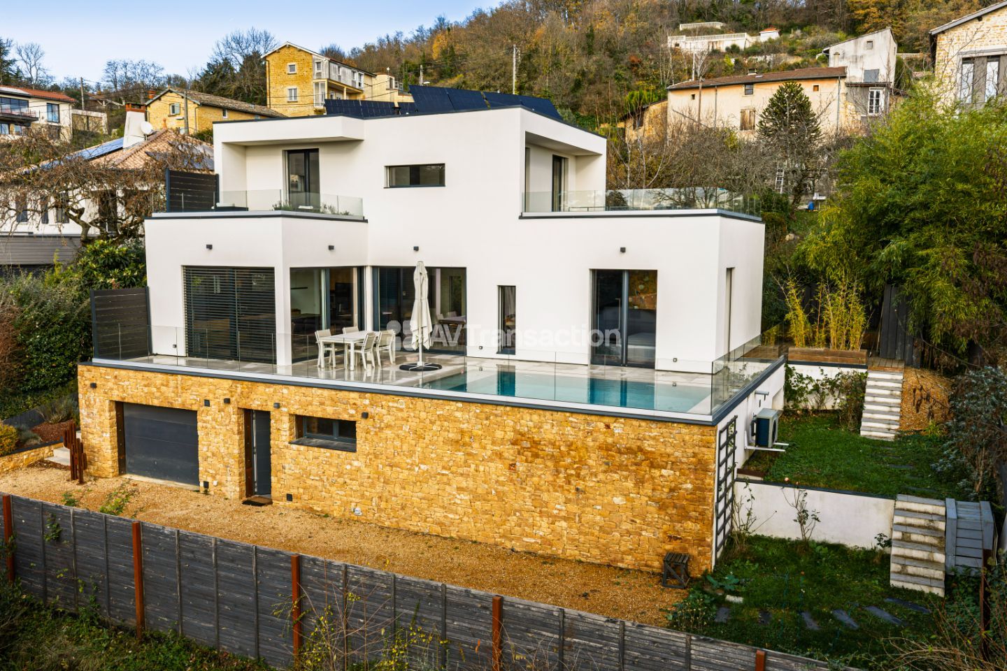 Maison à vendre  - 8 pièce(s) - 204m2 - Saint-cyr-au-mont-d'or (69450)