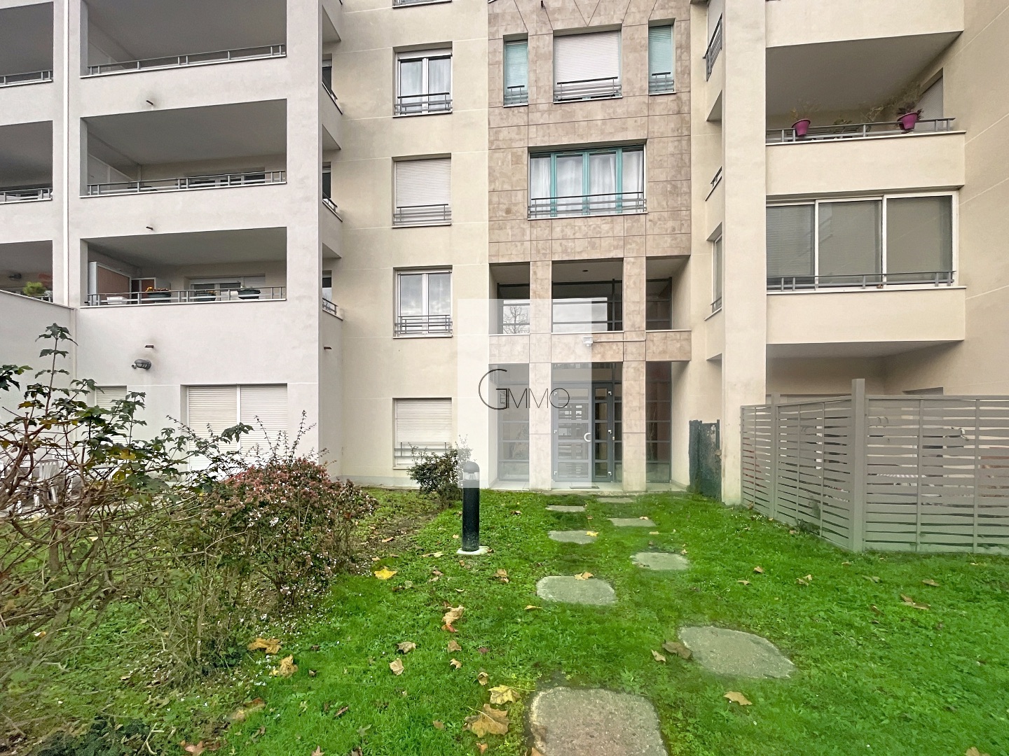 Appartement à vendre  - 1 pièce(s) - 25m2 - Nanterre (92000)