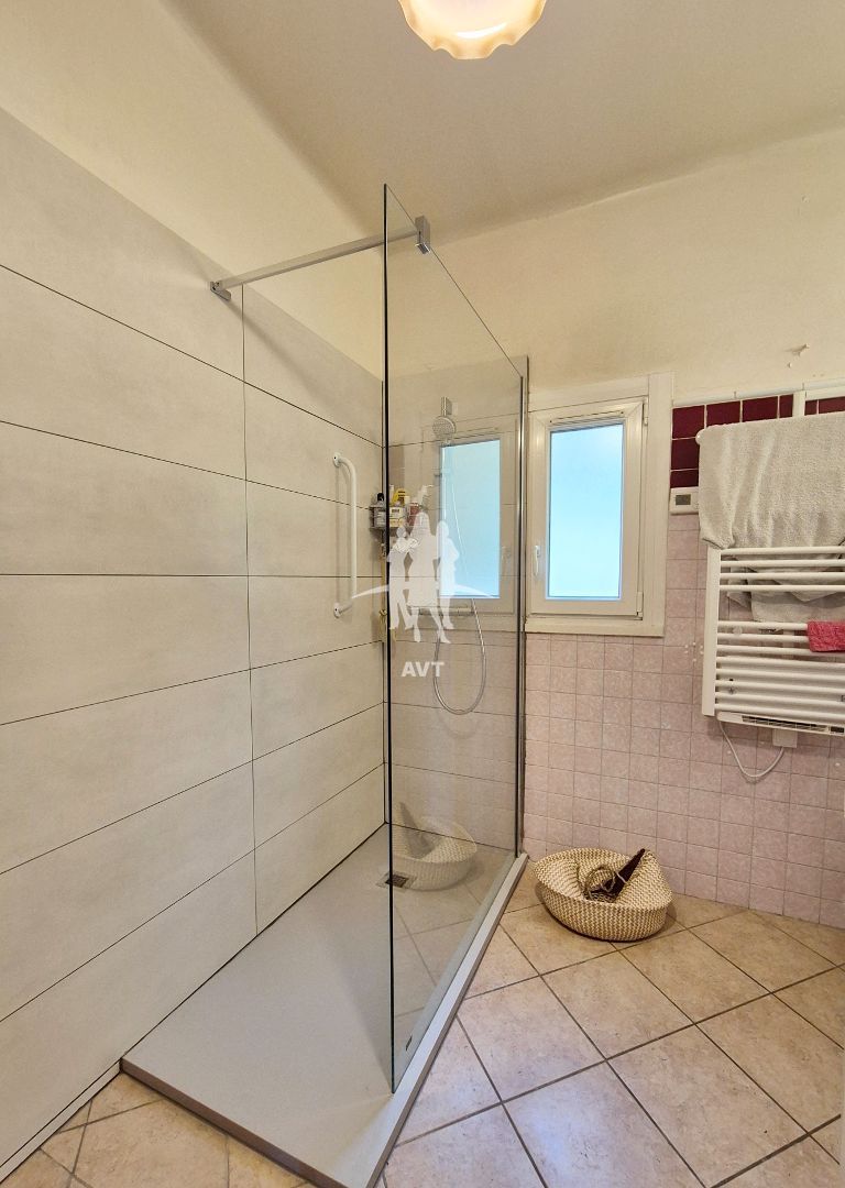 Maison à vendre  - 9 pièce(s) - 170m2 - Draguignan (83300)