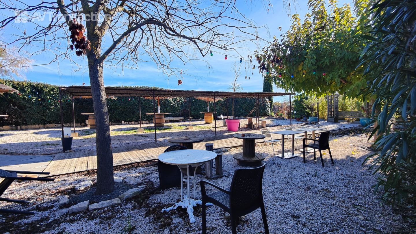 Domaine à vendre  - 9 pièce(s) - 210m2 - Beauvoisin (30640)