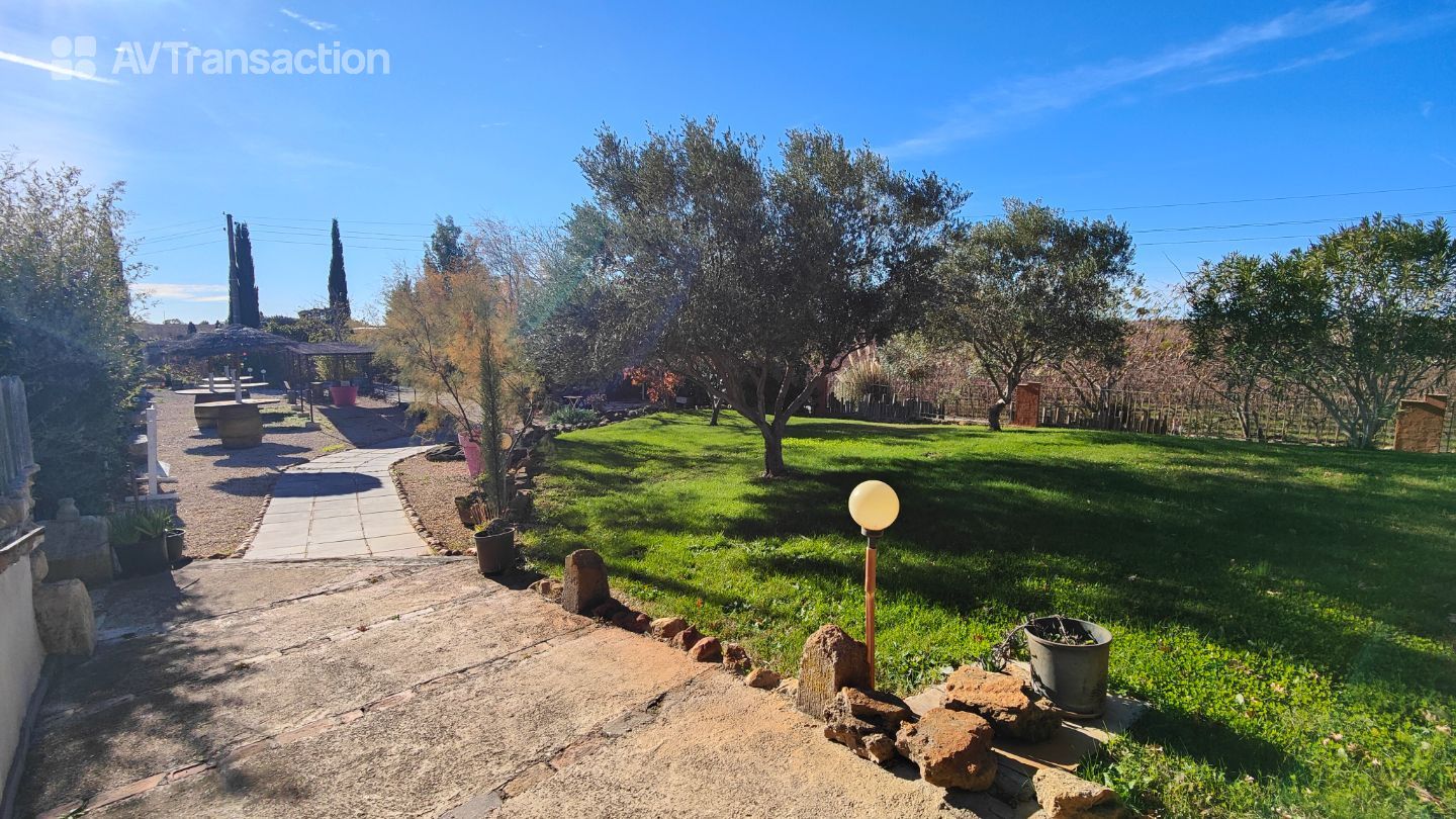 Domaine à vendre  - 9 pièce(s) - 210m2 - Beauvoisin (30640)