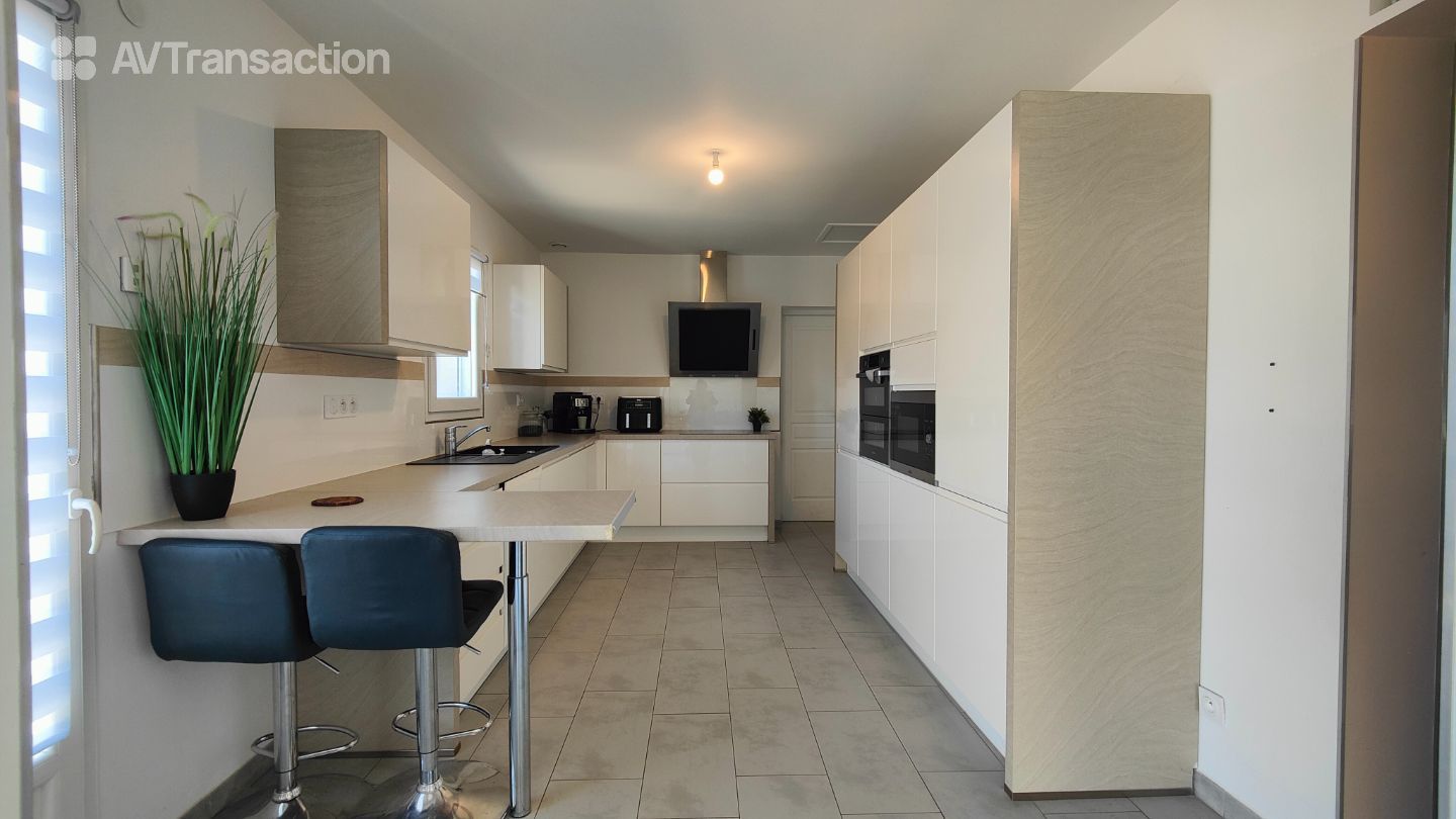 Maison à vendre  - 5 pièce(s) - 119m2 - Manduel (30129)