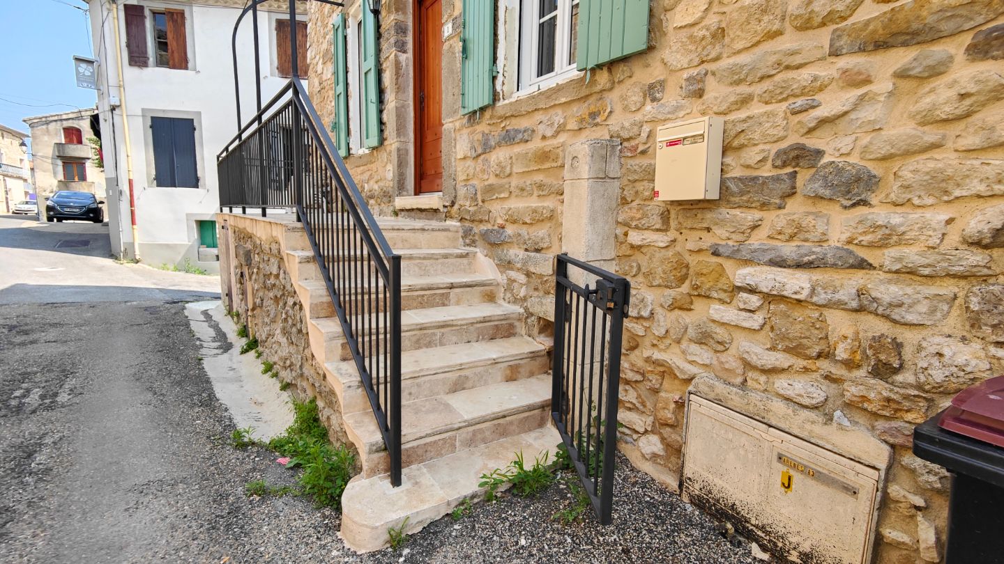 Maison à vendre  - 3 pièce(s) - 70m2 - Moussac (30190)