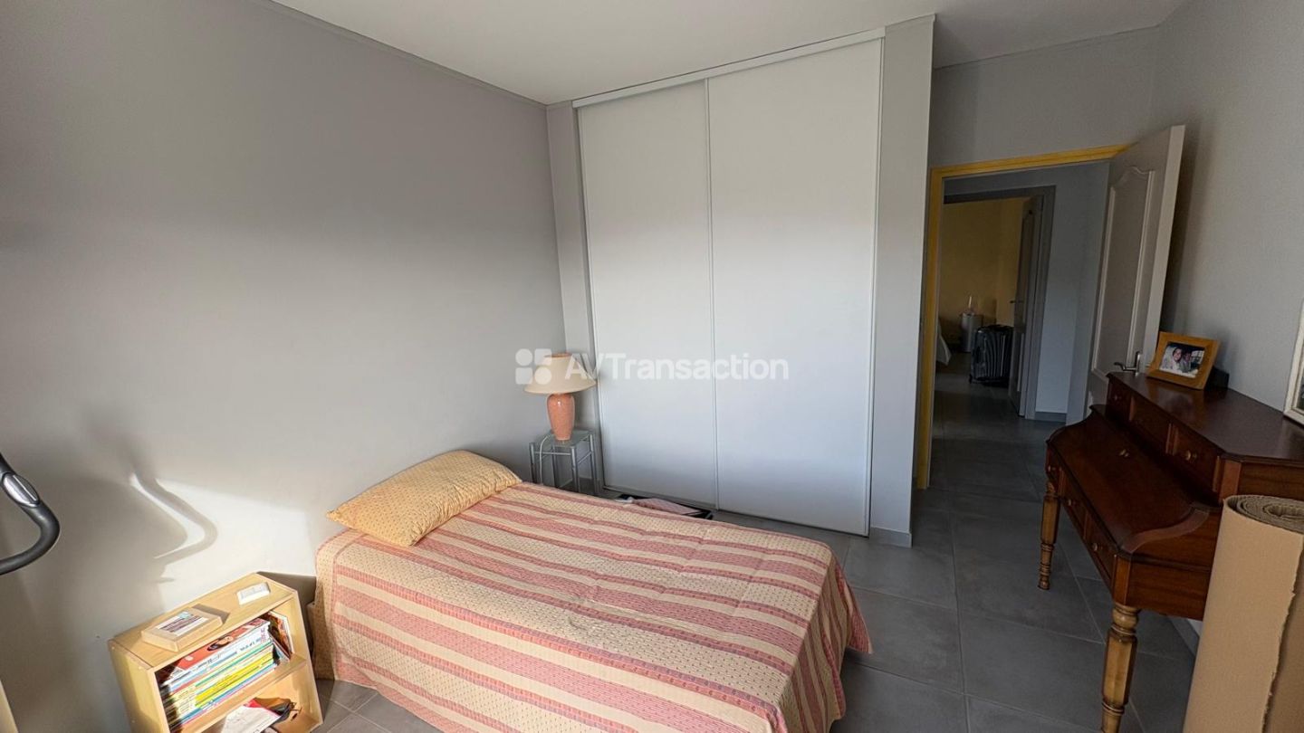 Maison à vendre  - 7 pièce(s) - 188m2 - Bastelicaccia (20129)