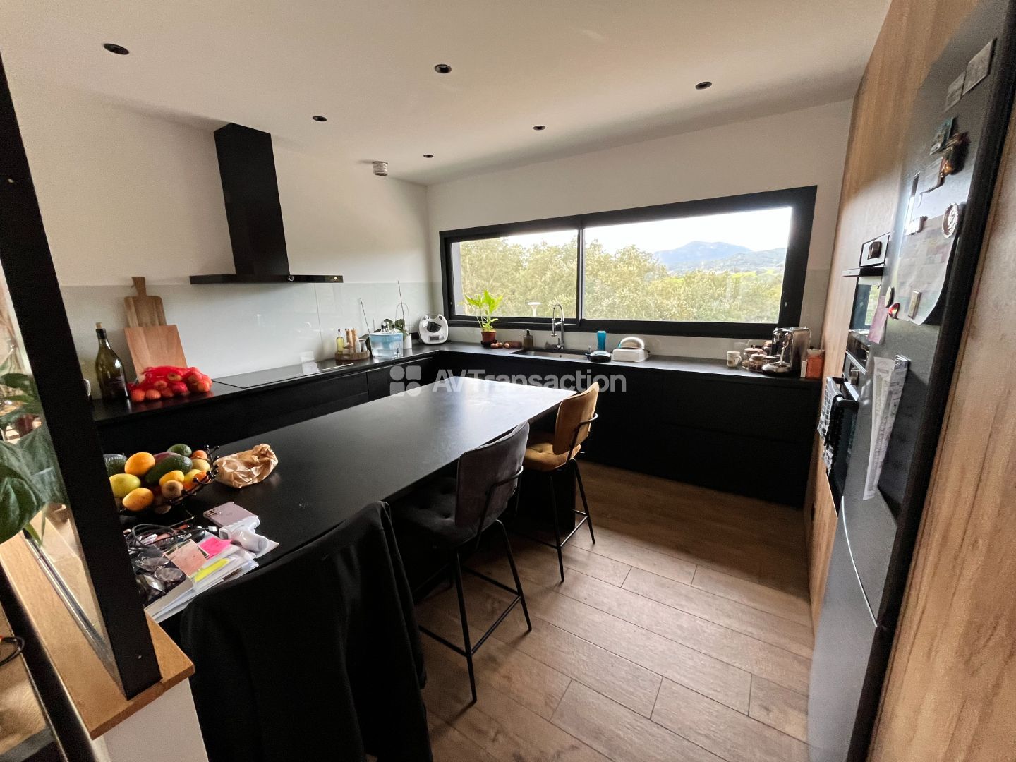 Maison à vendre  - 6 pièce(s) - 205m2 - Afa (20167)