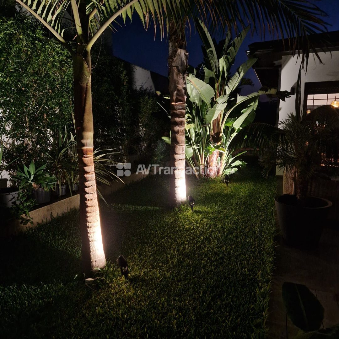 Maison à vendre  - 6 pièce(s) - 205m2 - Afa (20167)