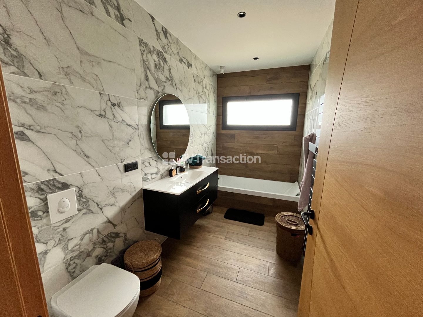 Maison à vendre  - 6 pièce(s) - 205m2 - Afa (20167)