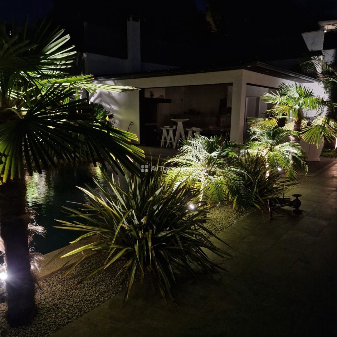 Maison à vendre  - 6 pièce(s) - 205m2 - Afa (20167)