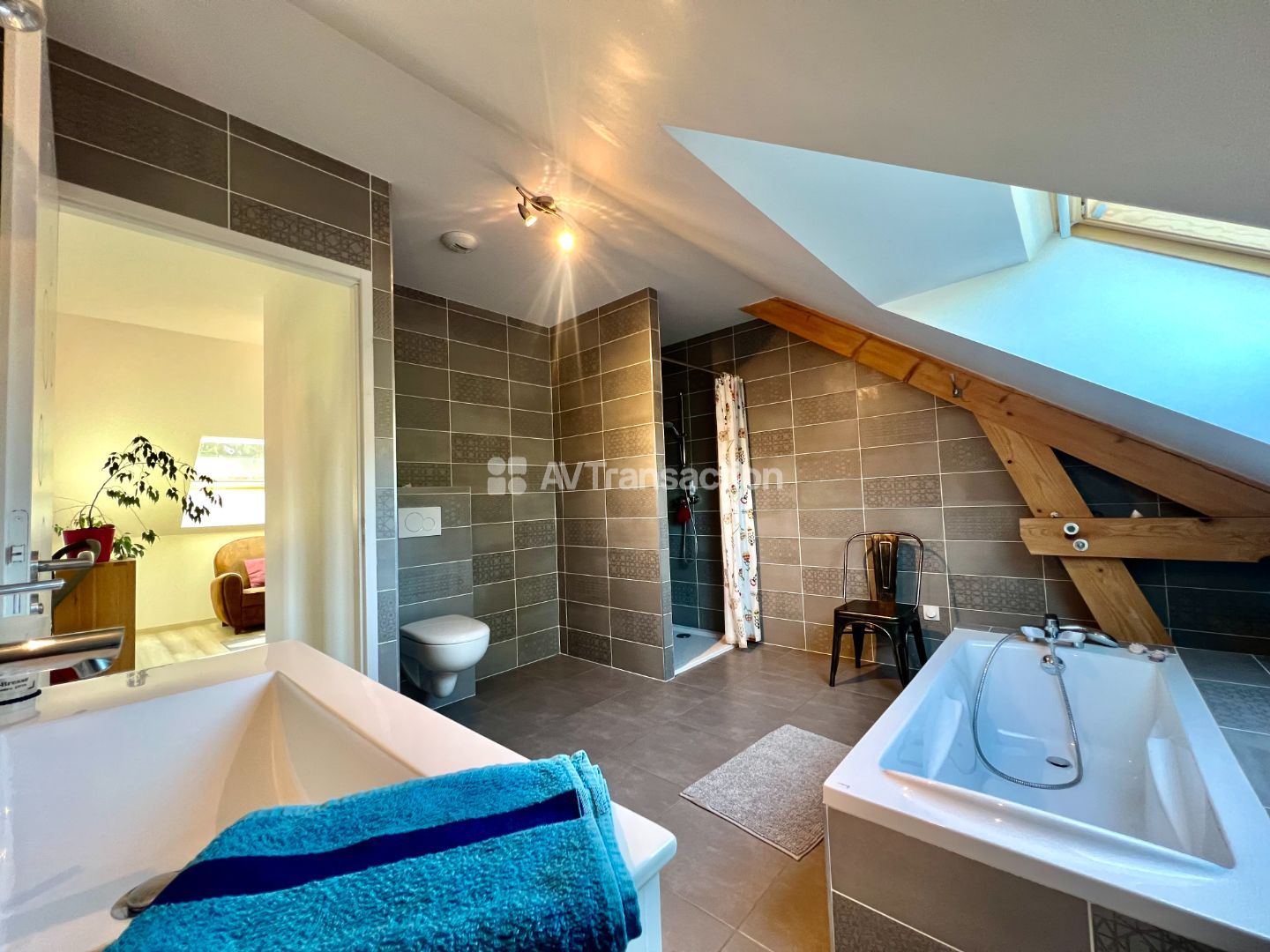 Maison à vendre  - 5 pièce(s) - 181.56m2 - Massignieu-de-rives (01300)