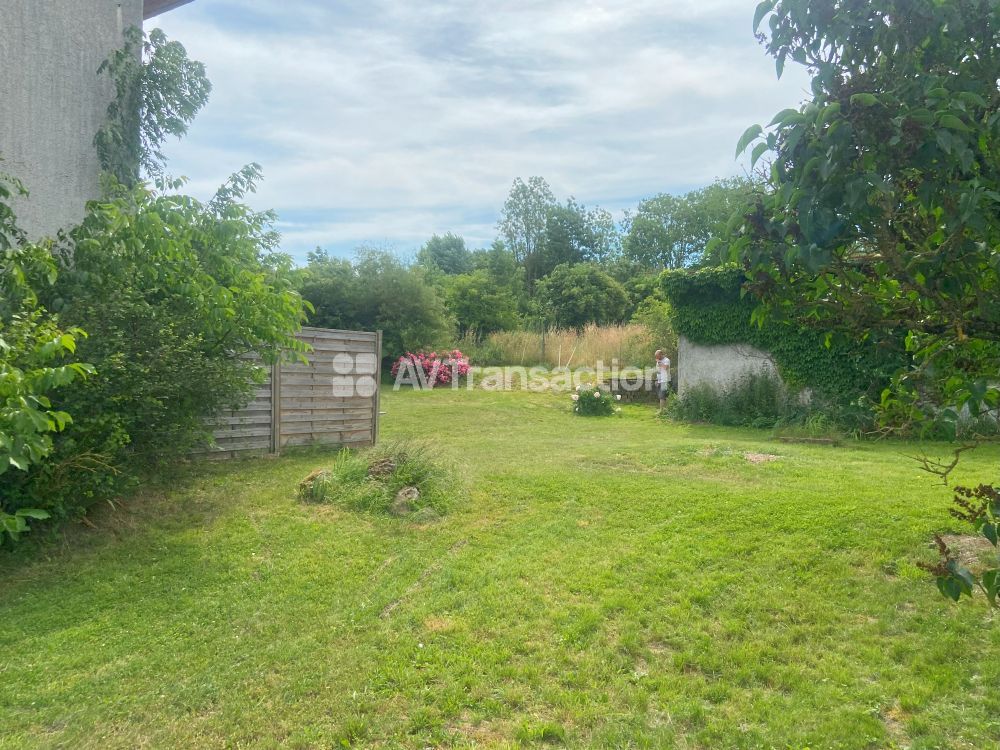 Maison à vendre  - 8 pièce(s) - 165m2 - Mazerulles (54280)