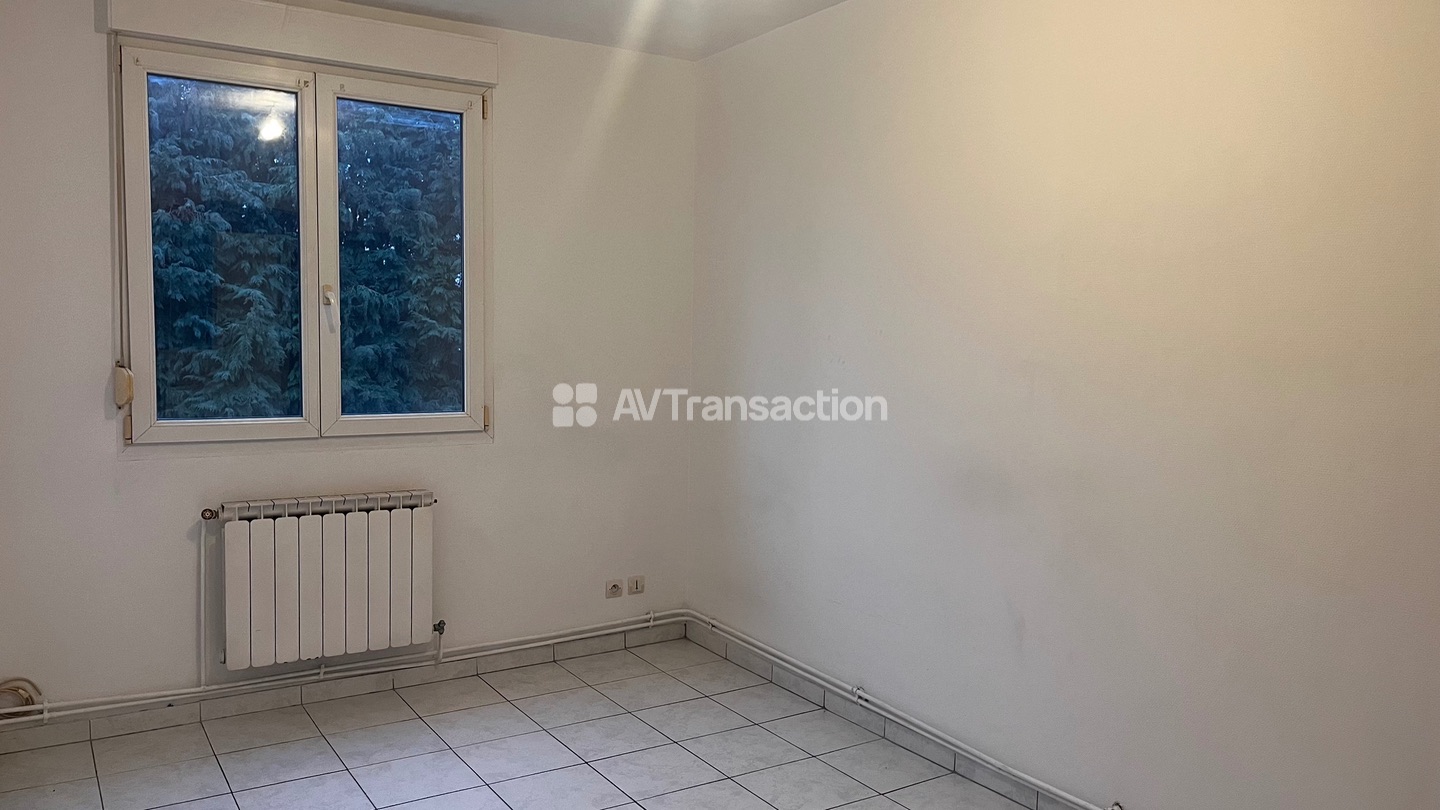 Appartement à vendre  - 4 pièce(s) - 62.27m2 - Maizieres Les Metz (57280)