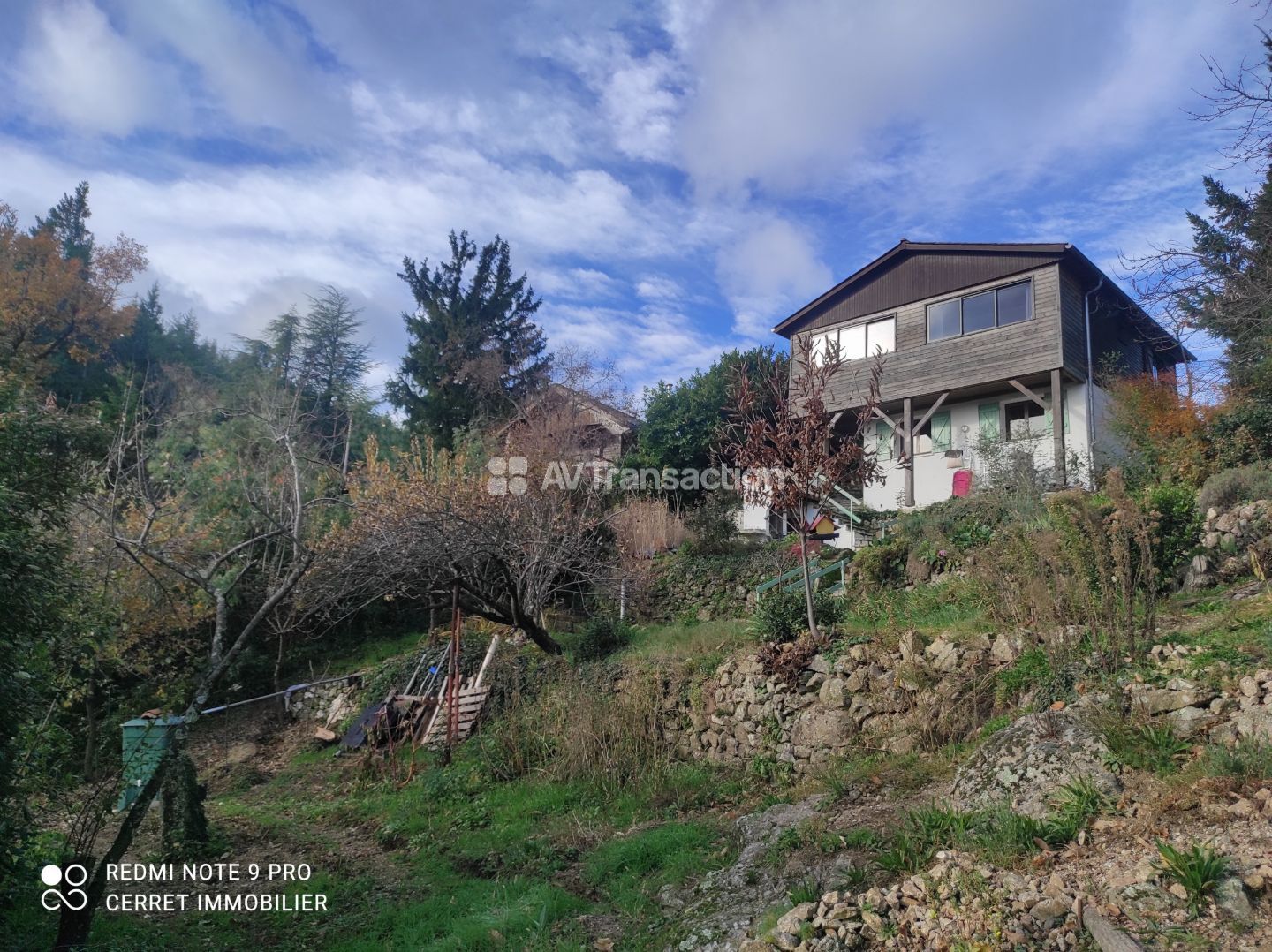 Maison avec vue et jardin 