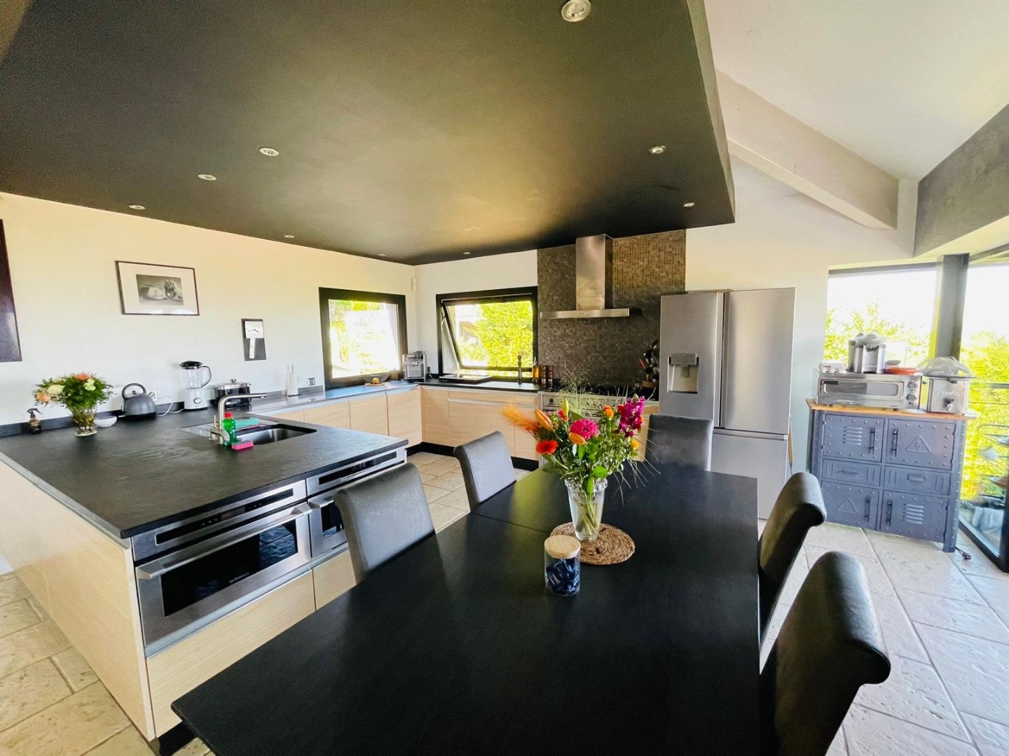 Villa d'architecte à louer  - 6 pièce(s) - 300m2 - Sciez (74140)