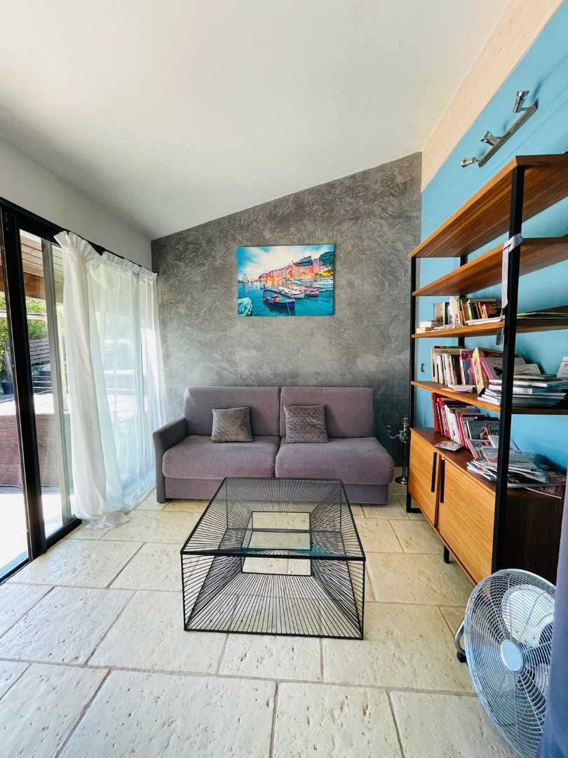 Villa d'architecte à louer  - 6 pièce(s) - 300m2 - Sciez (74140)