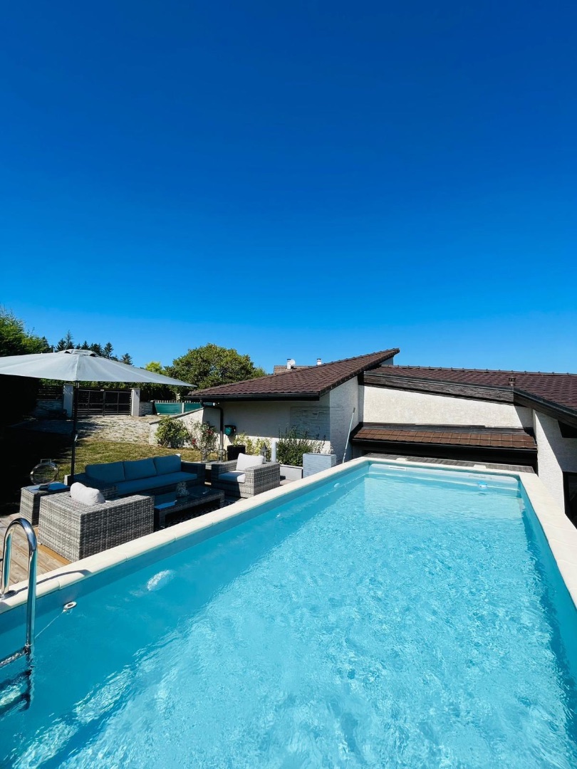 Villa d'architecte à louer  - 6 pièce(s) - 300m2 - Sciez (74140)