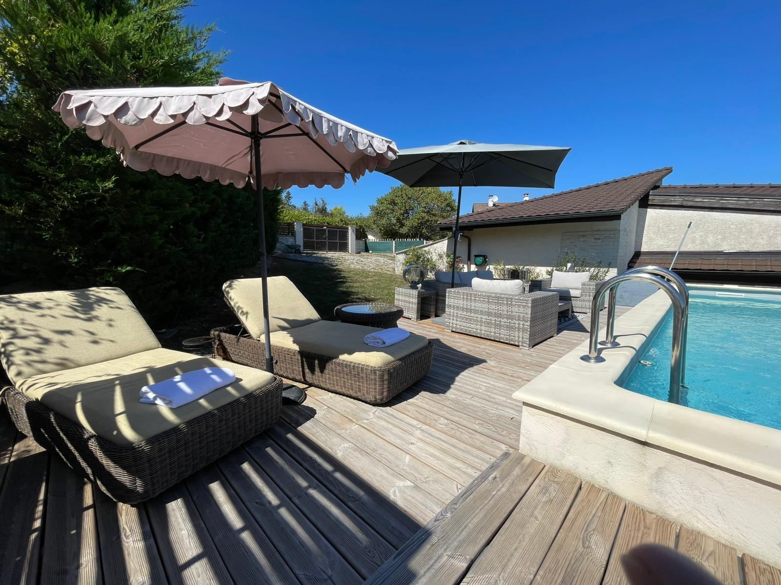 Villa d'architecte à louer  - 6 pièce(s) - 300m2 - Sciez (74140)