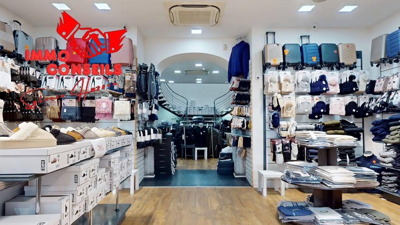 Local commercial à vendre  - 230m2 - Lyon (69002)