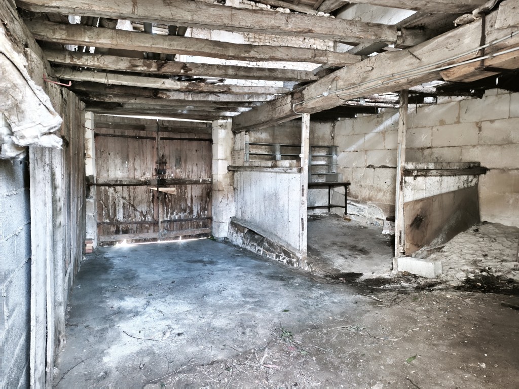 Maison à vendre  - 6 pièce(s) - 166m2 - Pons (17800)