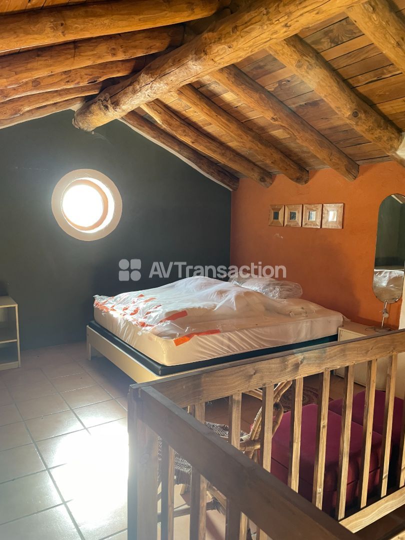 Maison de caractère à vendre  - 10 pièce(s) - 237m2 - Soudorgues (30460)