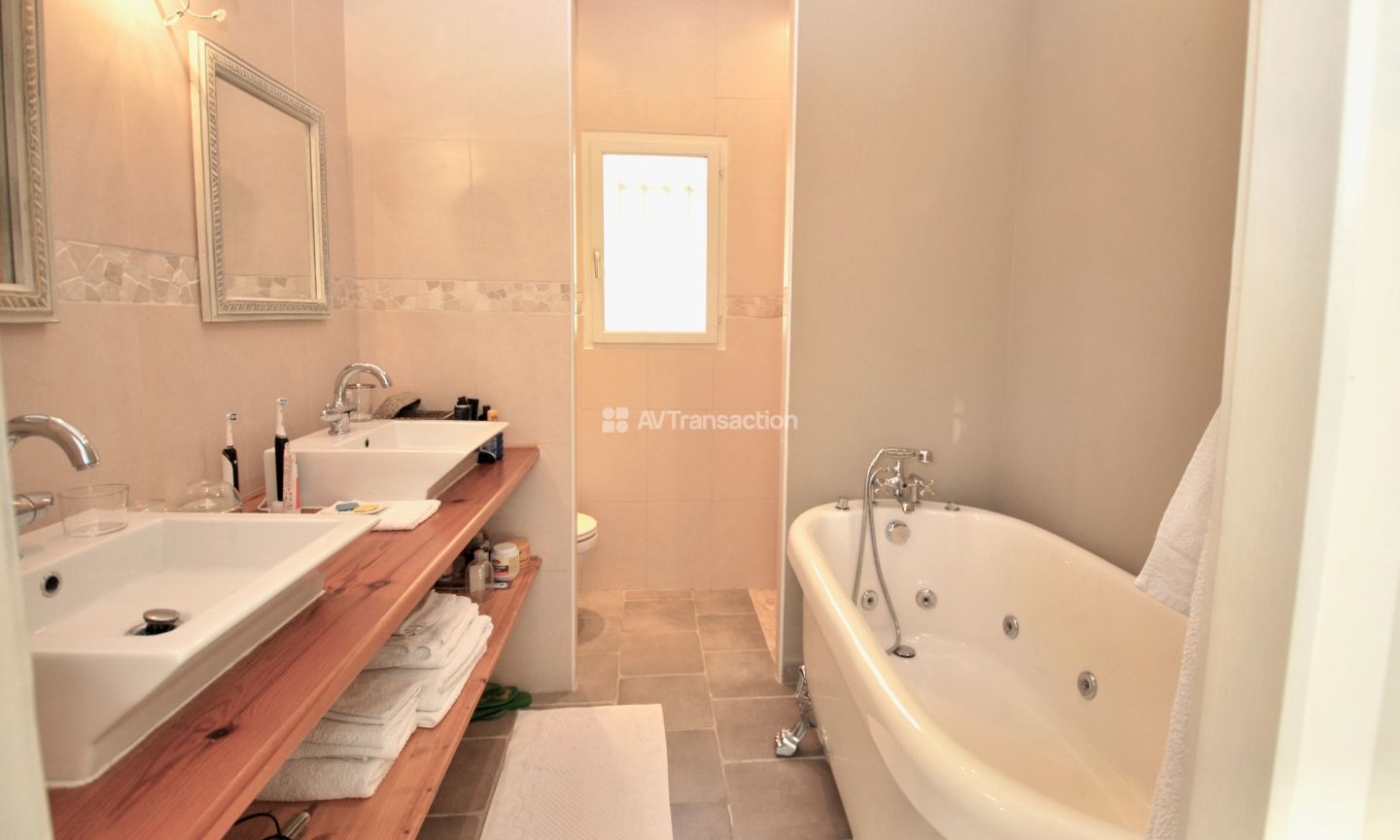 Villa d'architecte à vendre  - 7 pièce(s) - 165m2 - Tornac (30140)