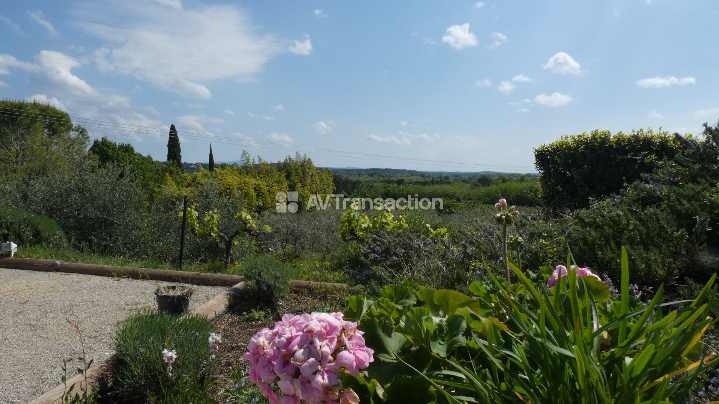 Villa d'architecte à vendre  - 7 pièce(s) - 165m2 - Tornac (30140)