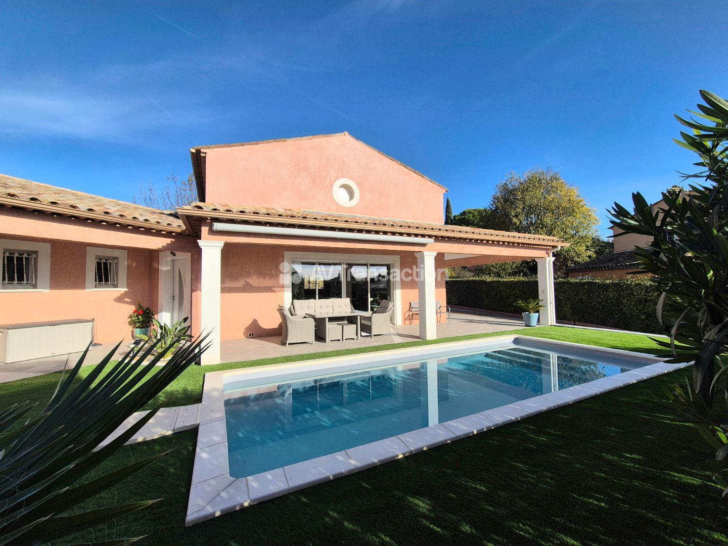 Maison à vendre  - 7 pièce(s) - 164m2 - Lorgues (83510)