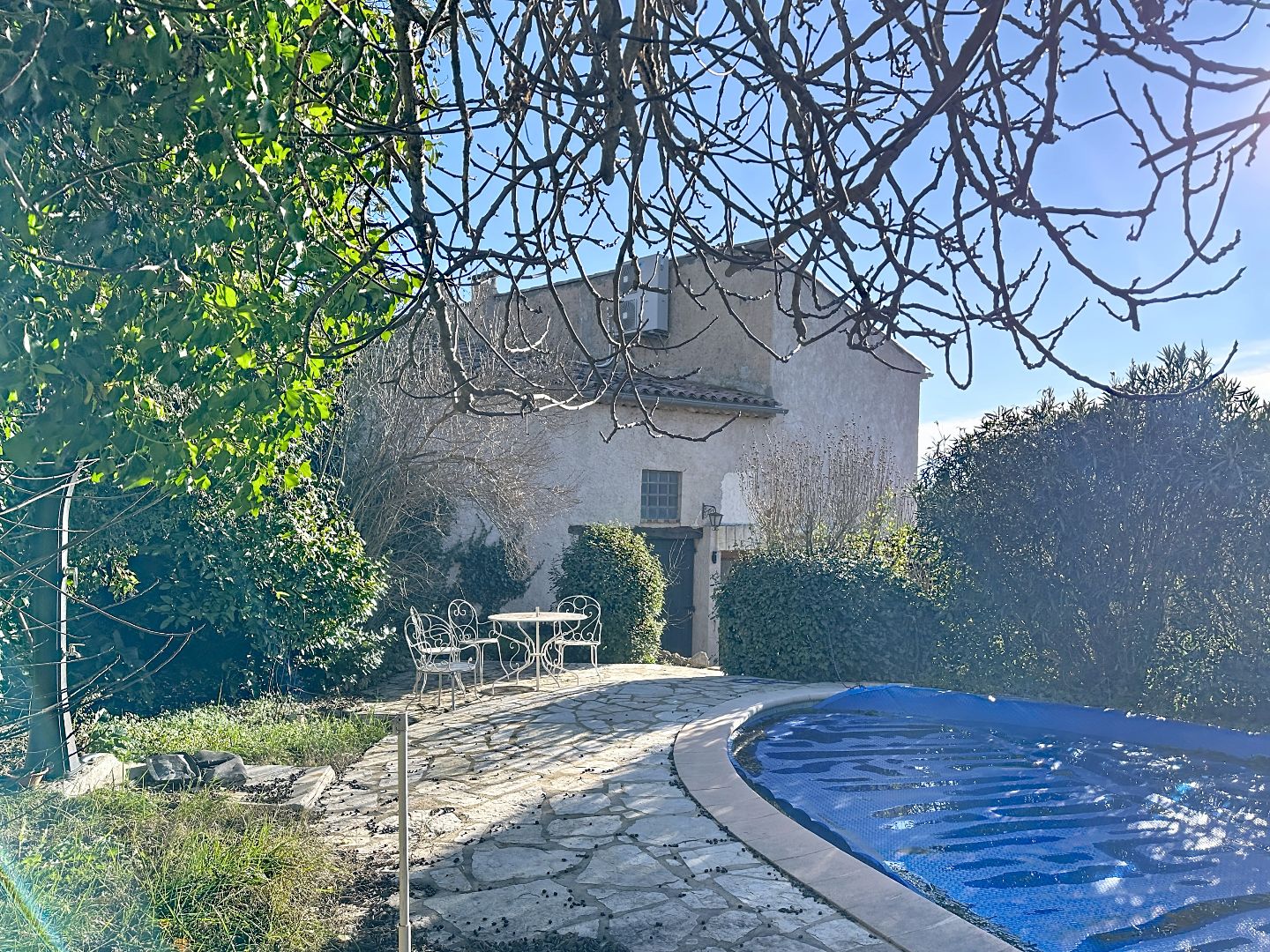 Charme d'une Bastide de 1780 avec piscine et jardin à Lorgues