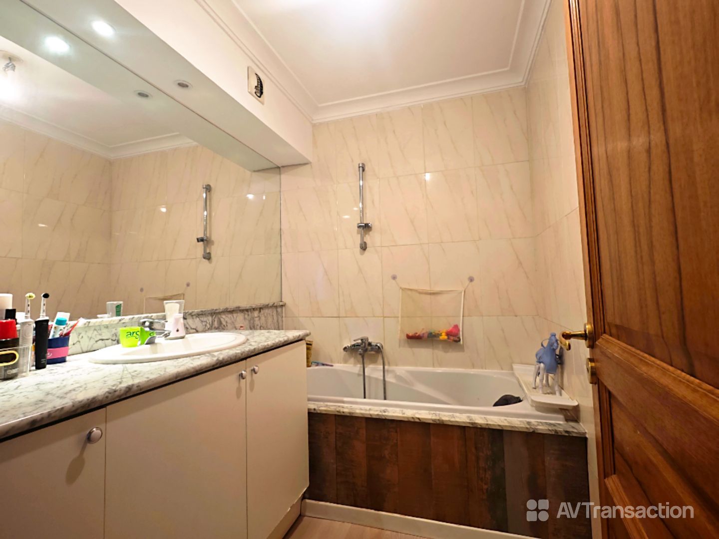 Appartement à vendre  - 4 pièce(s) - 100m2 - Biguglia (20620)