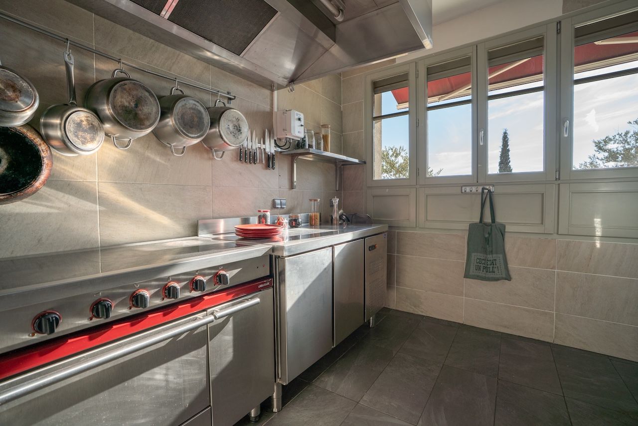 Maison à vendre  - 4 pièce(s) - 125m2 - Caunes-minervois (11160)