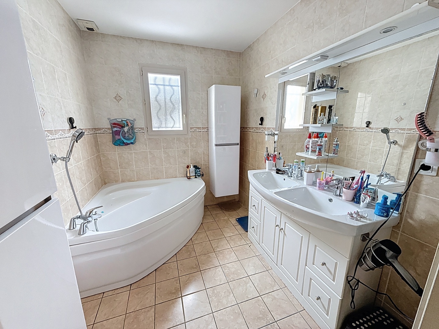 Maison à vendre  - 4 pièce(s) - 131m2 - Habère-lullin (74420)