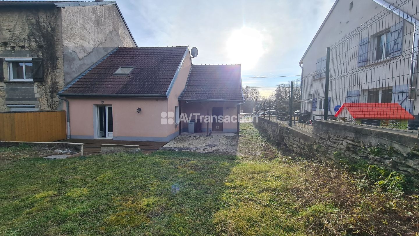 Maison à vendre  - 5 pièce(s) - 82m2 - Chargey-lès-gray (70100)