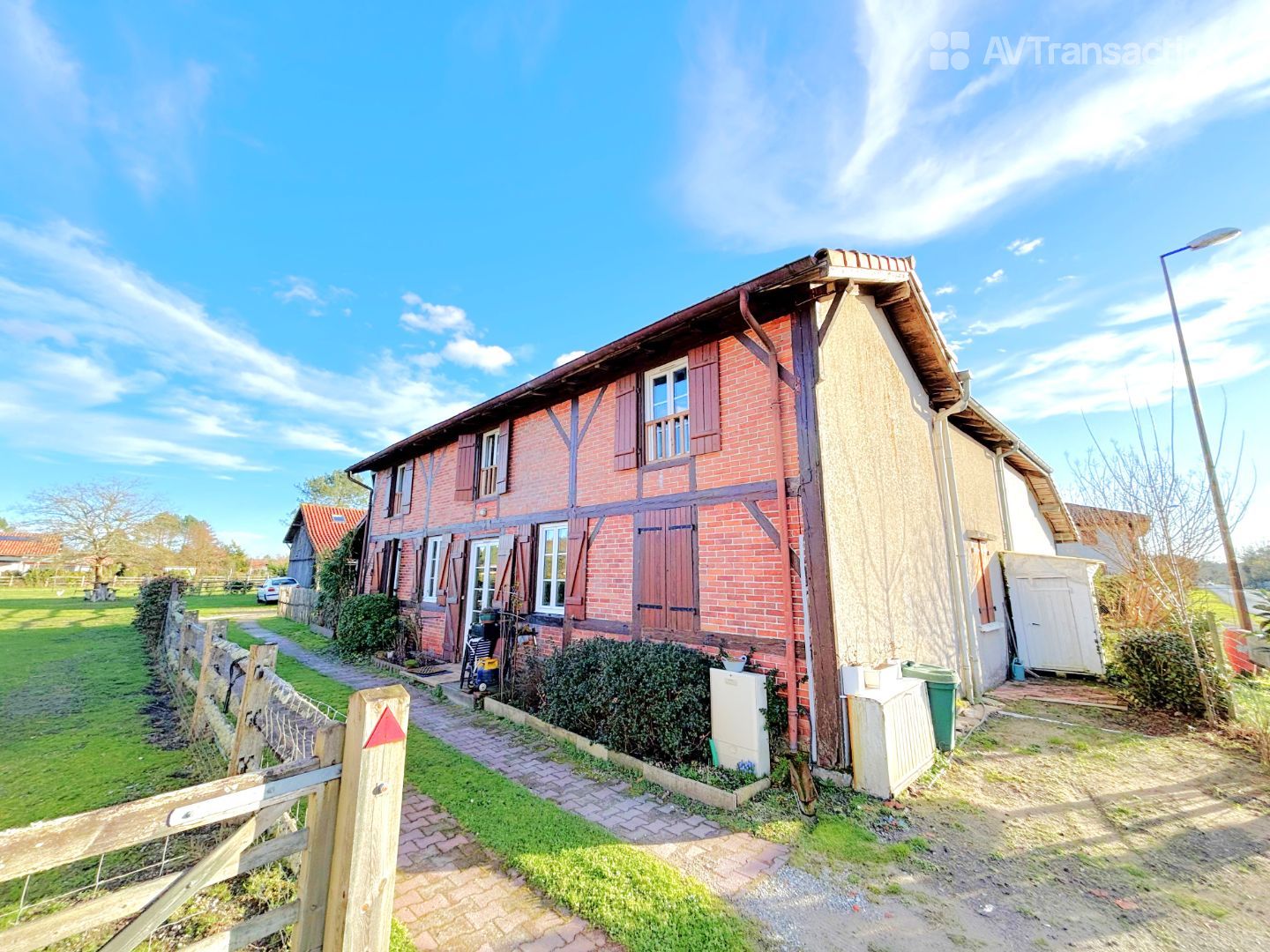 Maison à vendre  - 8 pièce(s) - 173.6m2 - Lit-et-mixe (40170)