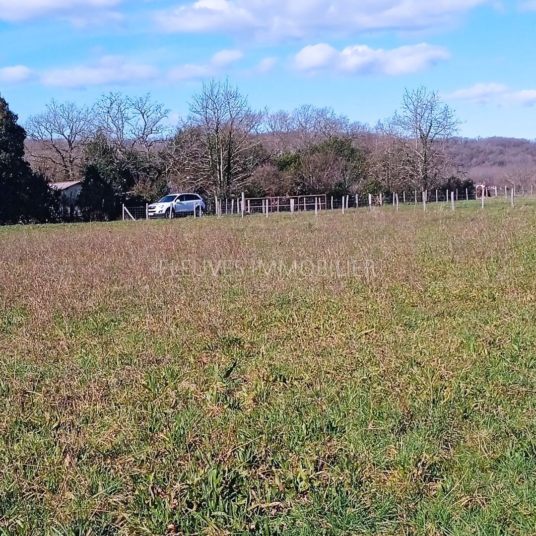 TERRAIN A BATIR PRES DE SAUVETERRE