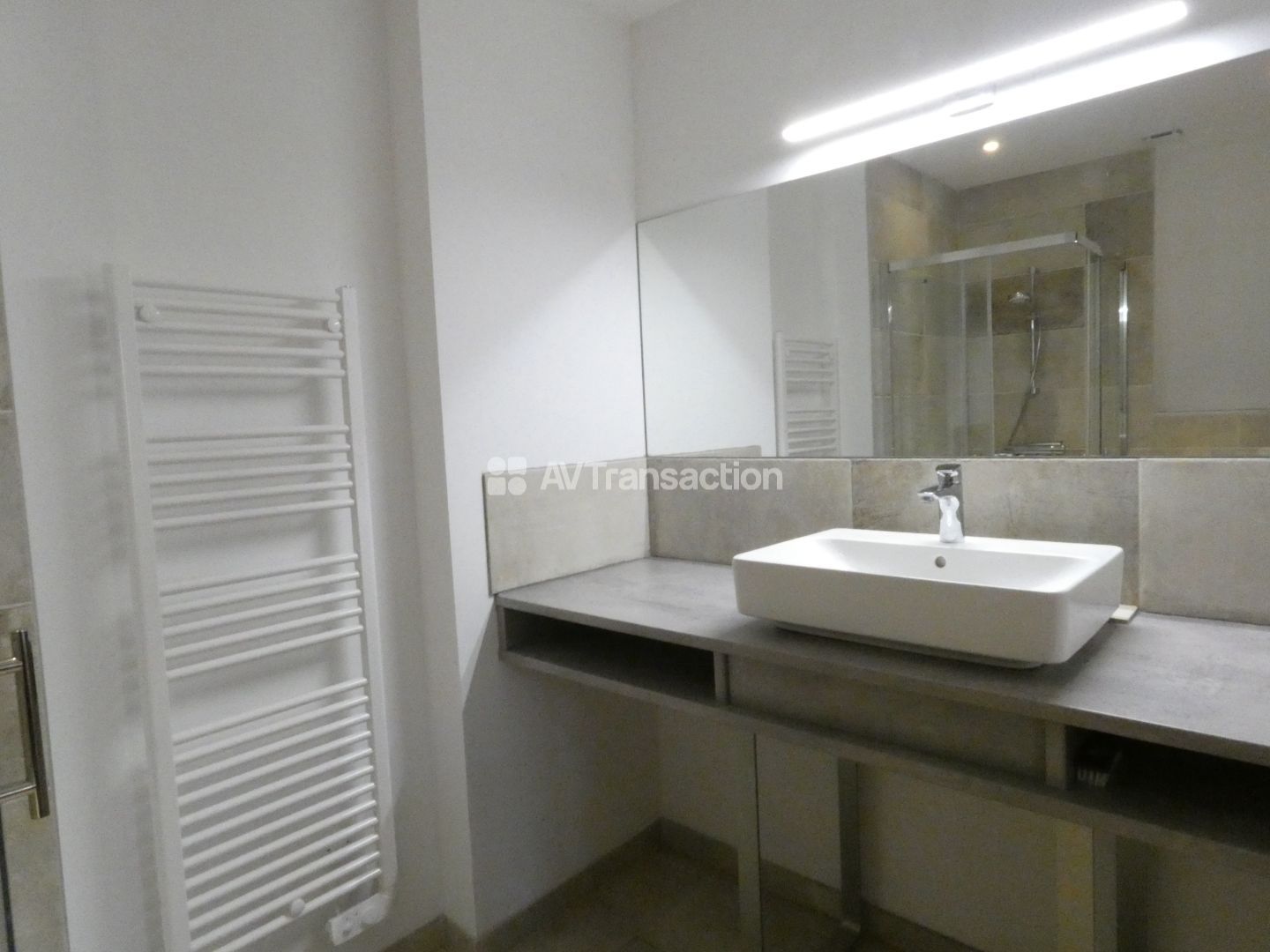 Appartement à louer  - 1 pièce(s) - 43m2 - Callas (83830)