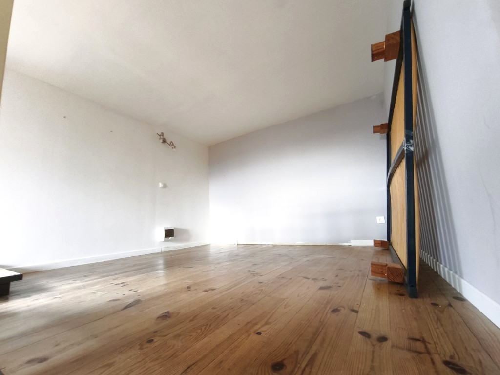 Maison à vendre  - 3 pièce(s) - 87m2 - Pons (17800)