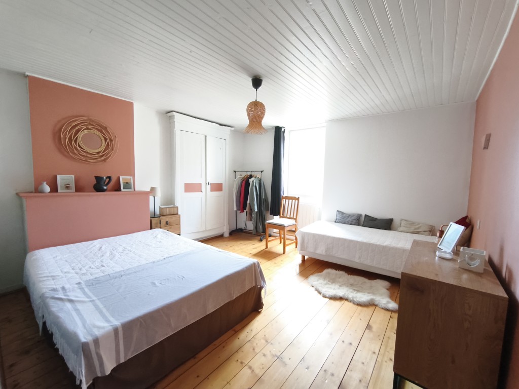 Maison à vendre  - 3 pièce(s) - 87m2 - Pons (17800)