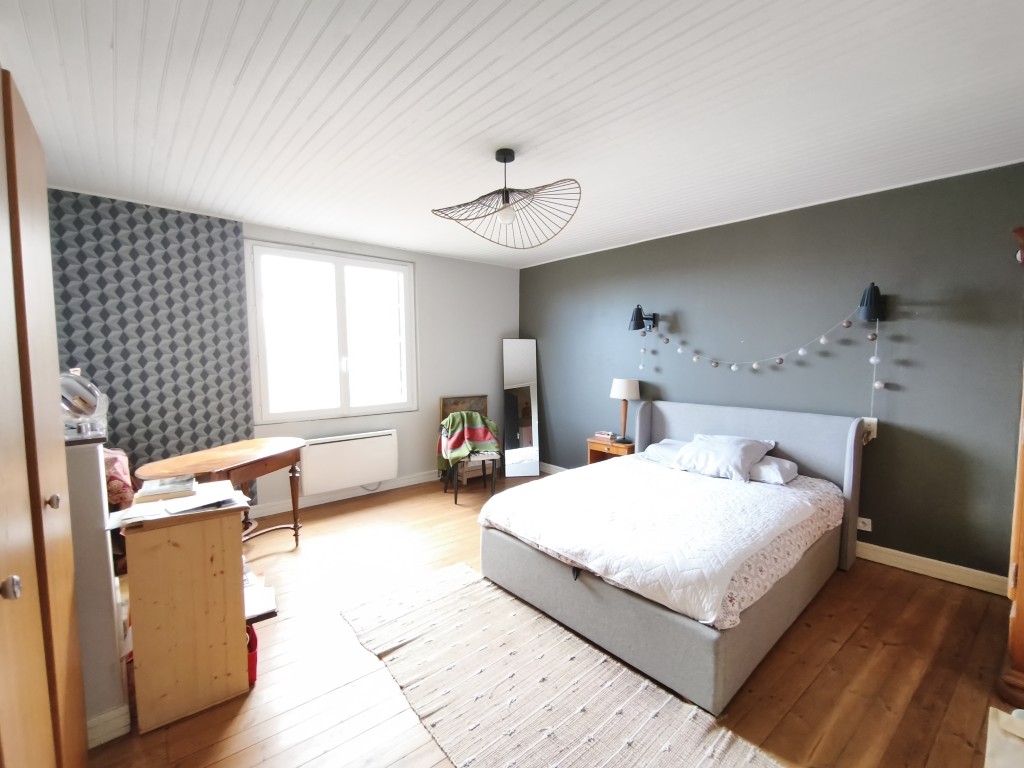 Maison à vendre  - 3 pièce(s) - 87m2 - Pons (17800)