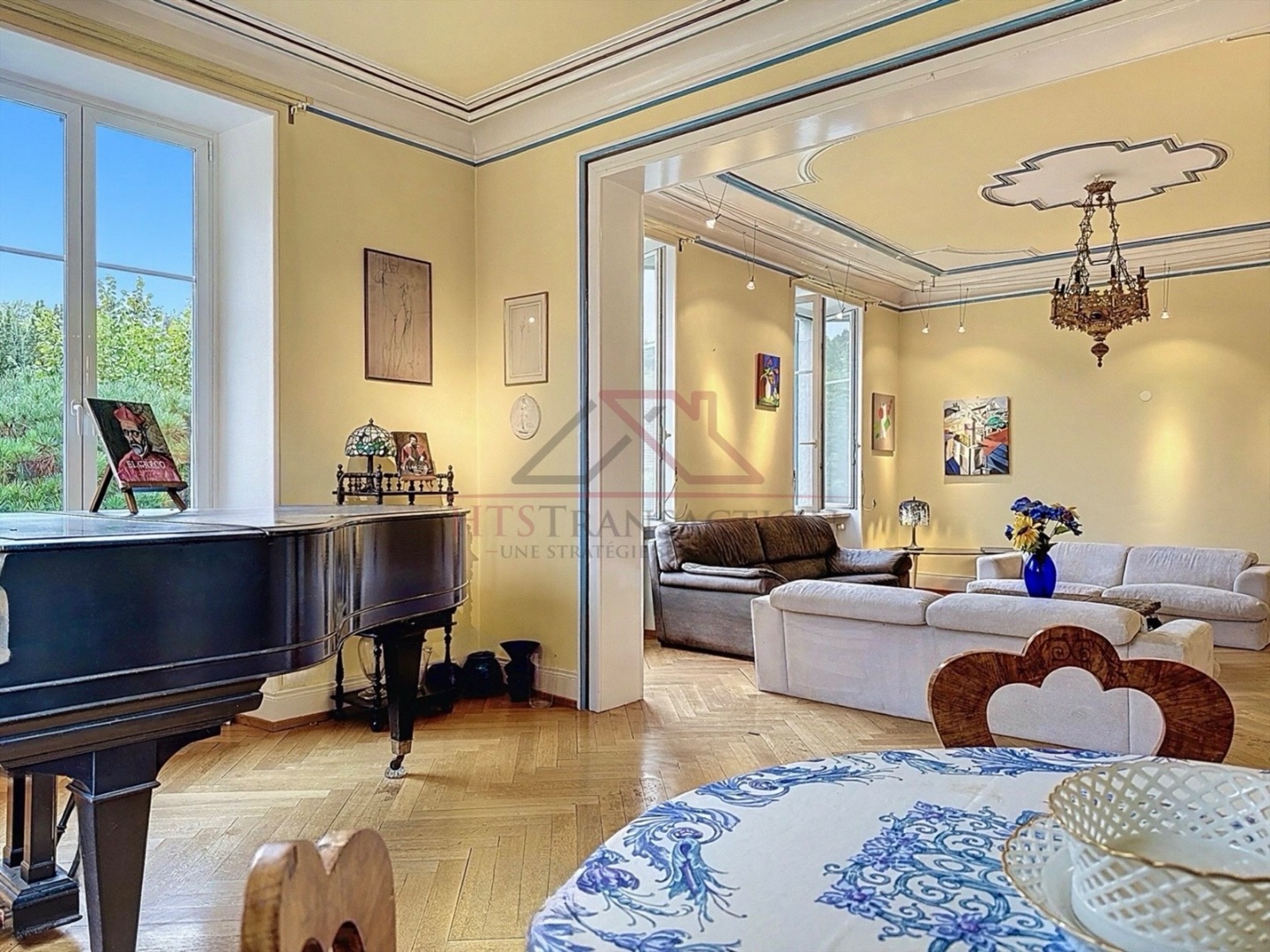 À VENDRE – MAISON DE CARACTÈRE – 350 m² – TERRAIN 1 114 m² 